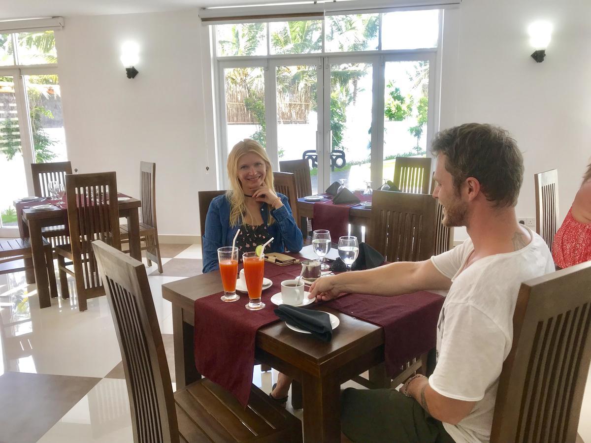Crystal Resort Dikwella Kültér fotó